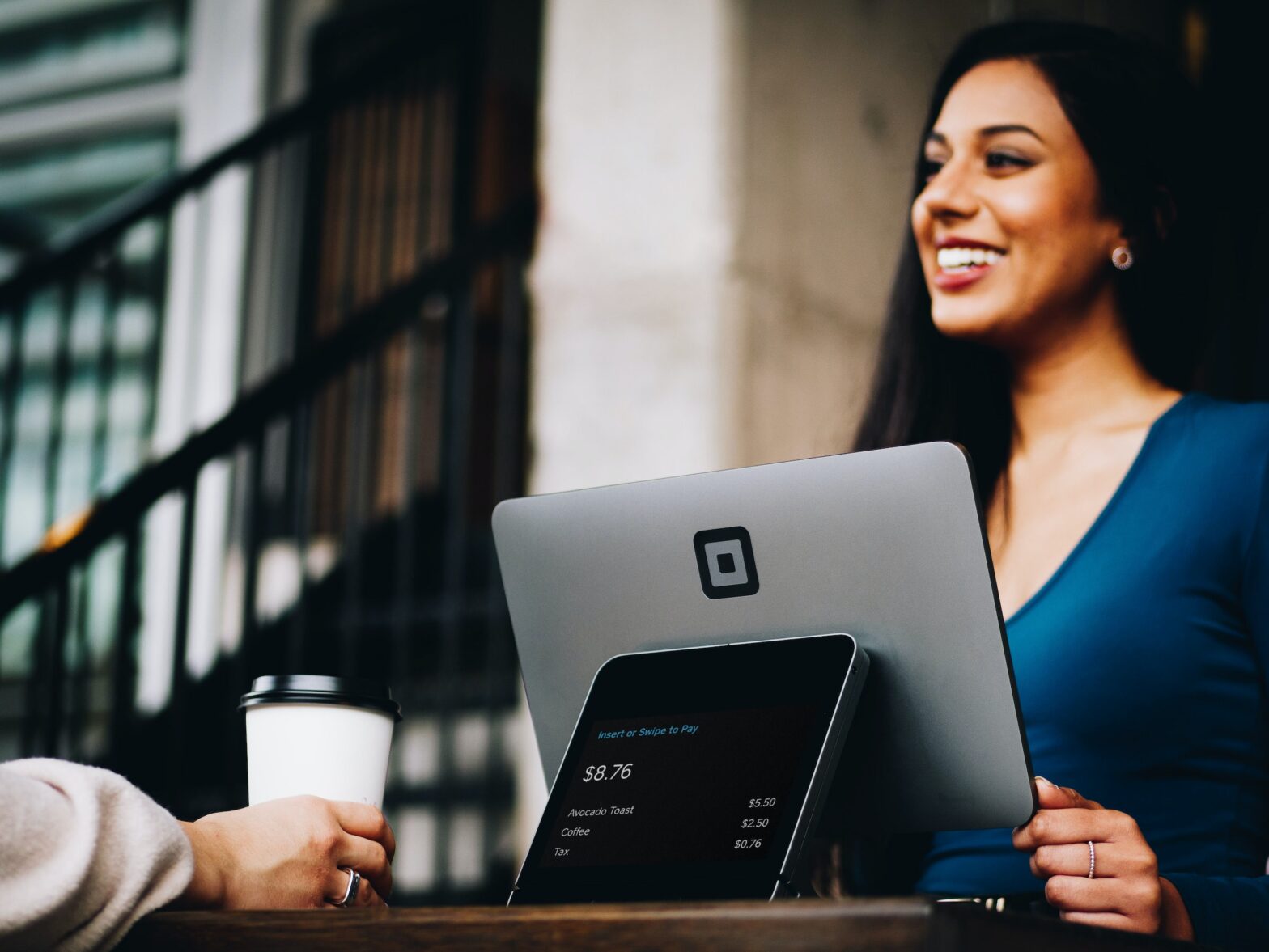 Modern CX Essentials That Differentiate Your Consumer Brand